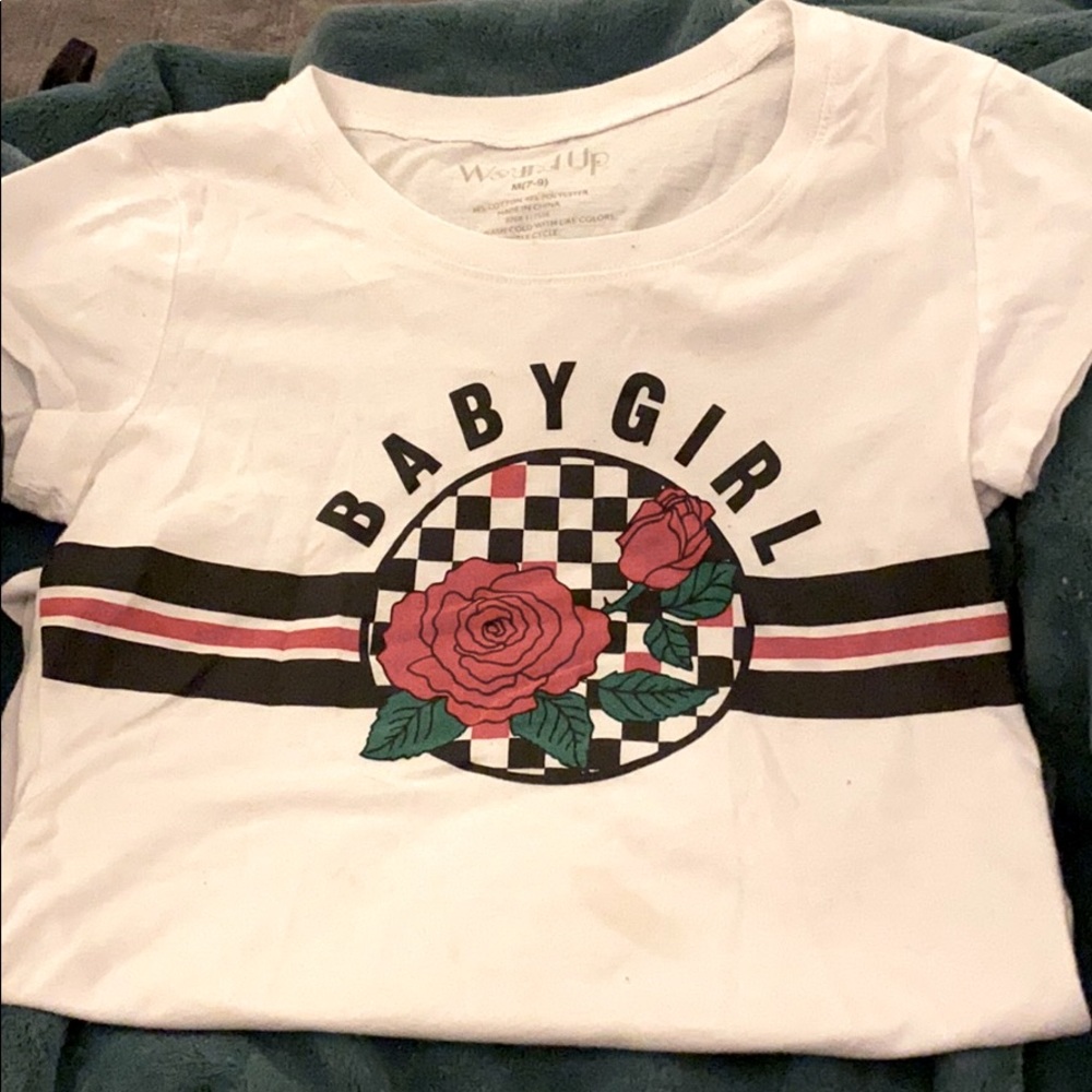Cute little shirt wit “baby girl” on it!